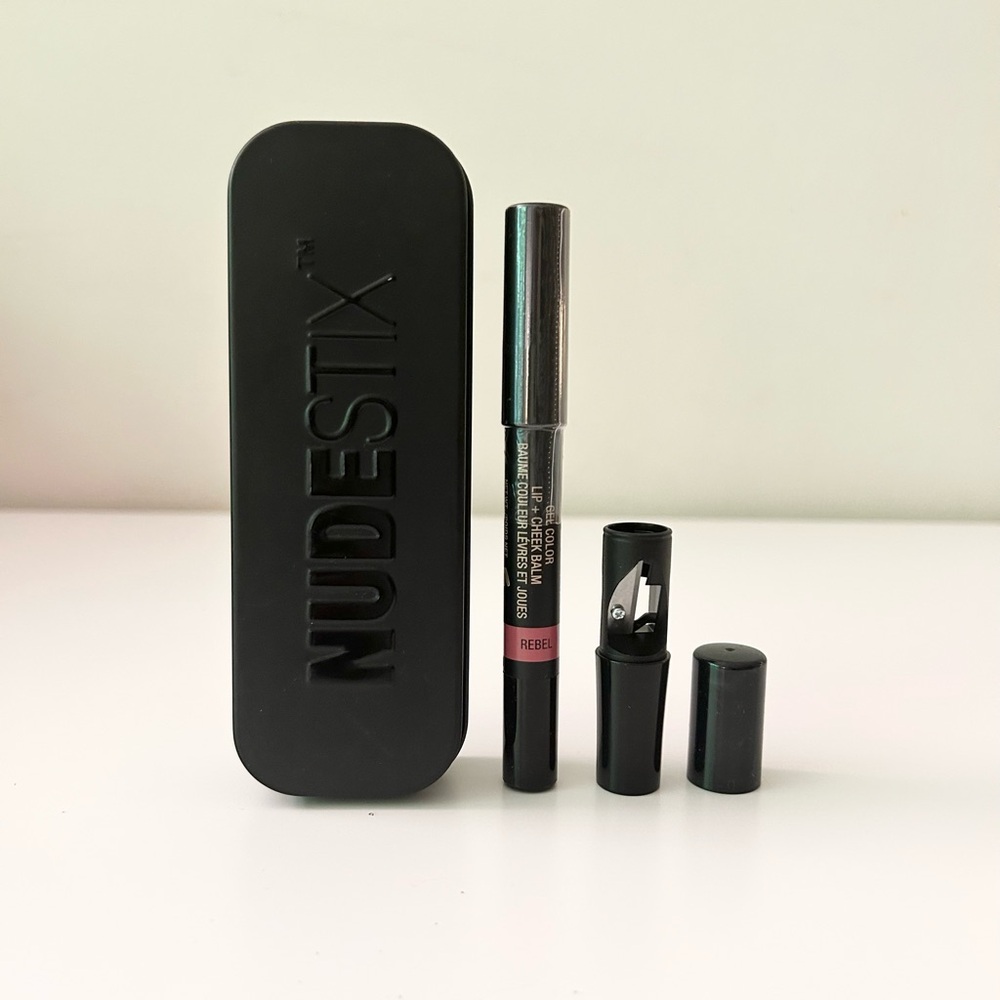 🌸NUDESTIX Tinted Gel Lip Balm with Case & Sharpener in Rebel 2.8 g Full Size - Picture 2 of 8